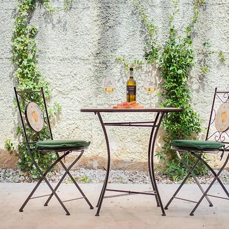 Διαμέρισμα Dependance 6 *