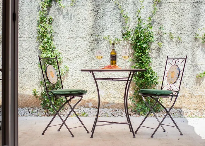 Apartment Dependance 6 *